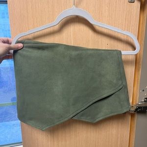 Green Skirt/Shorts
